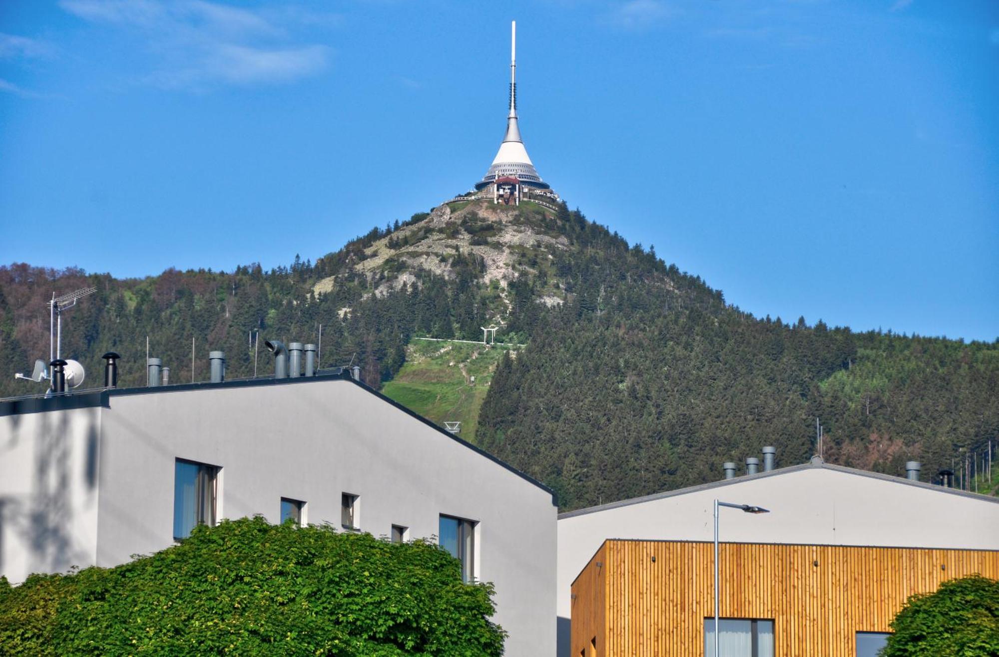 Wellness Hotel Fenix Либерец Екстериор снимка