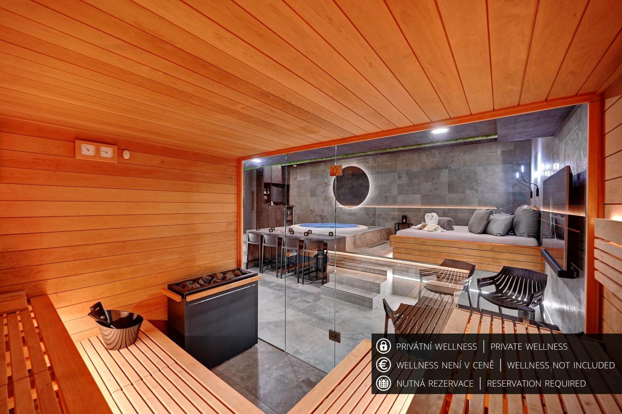 Wellness Hotel Fenix Либерец Екстериор снимка